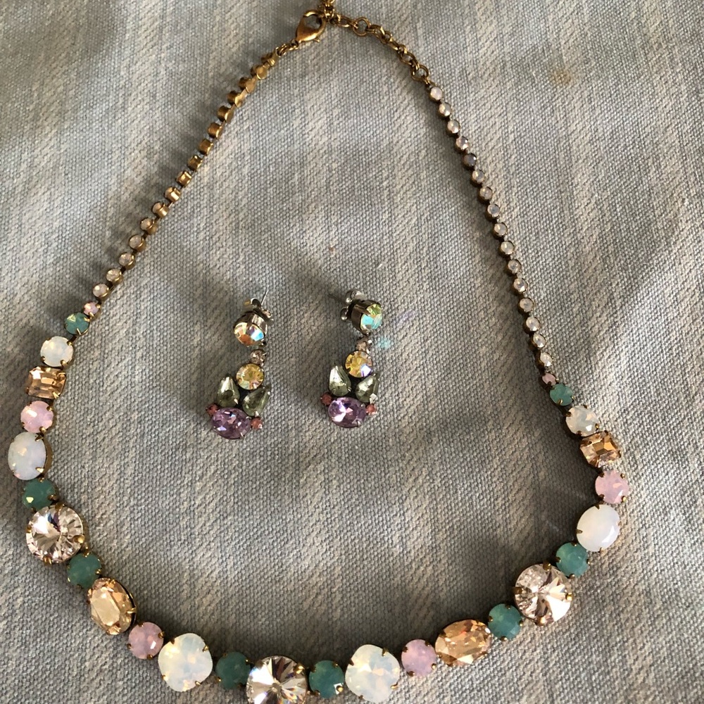 Sorrelli Necklace and earrings